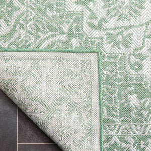 Safavieh Bermuda 885 Power Loomed Indoor / Outdoor Rug Green / Ivory 5'-3" x 7'-6"