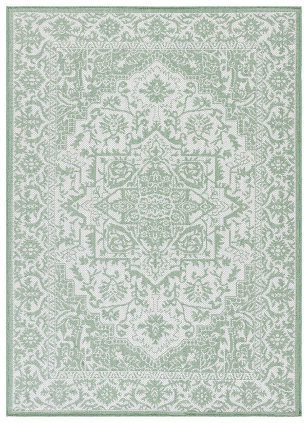 Safavieh Bermuda 885 Power Loomed Indoor / Outdoor Rug Green / Ivory 5'-3" x 7'-6"