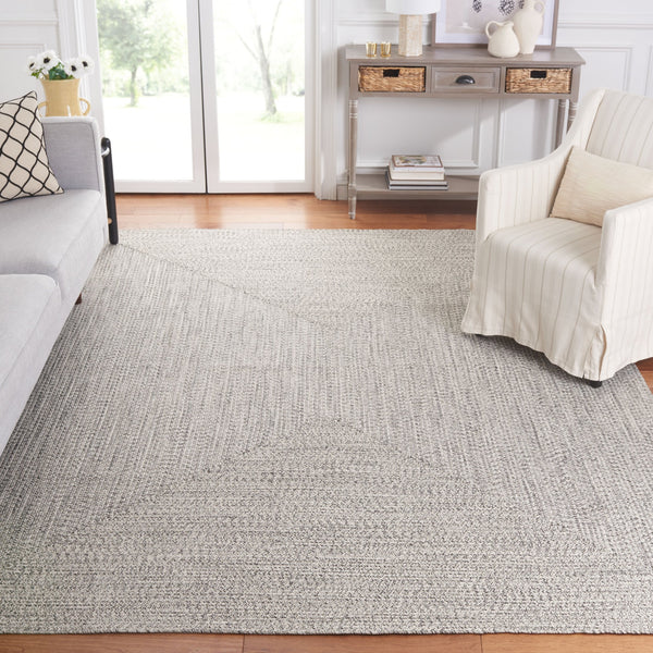 Safavieh Braided Elegance: Hand-woven Ivory And Light Grey Runner Rug For Sophisticated Hallways And Entryways Grey ,Ivory Polypropylene Pile Bra201f-8r