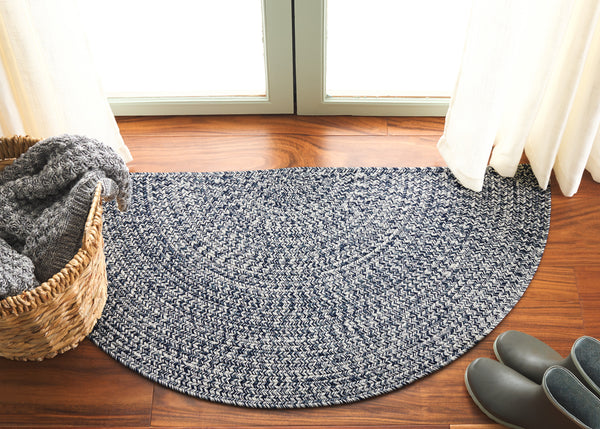 Safavieh Braided Handwoven Area Rug - Timeless Ivory And Light Grey Design For Elegant Home Decor Spaces Dark Blue ,Ivory Polypropylene Pile Bra201n-220