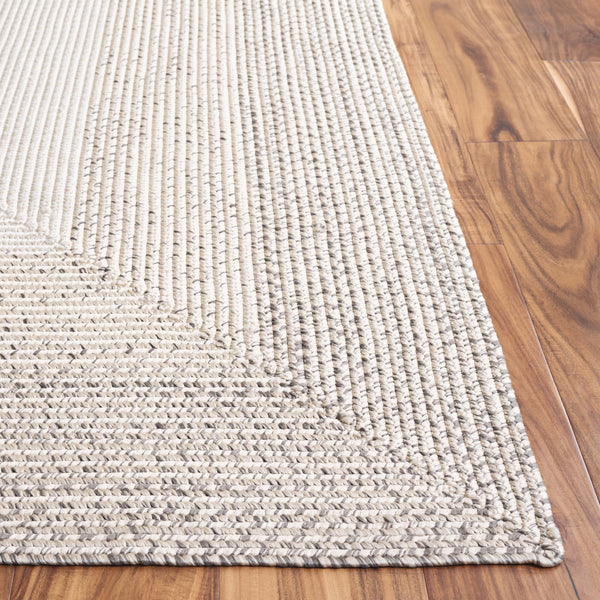 Safavieh Braided Hand Woven Area Rug - Elegant Ivory And Grey Design For Timeless Home Decor Appeal Ivory ,Grey Polypropylene Pile Bra220a-9