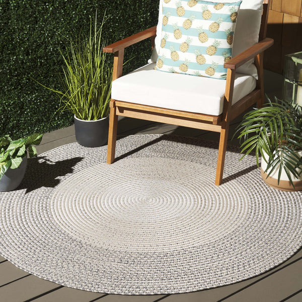 Safavieh Braided Hand Woven Area Rug - Elegant Ivory And Grey Design For Timeless Home Decor Appeal Ivory ,Grey Polypropylene Pile Bra220a-9