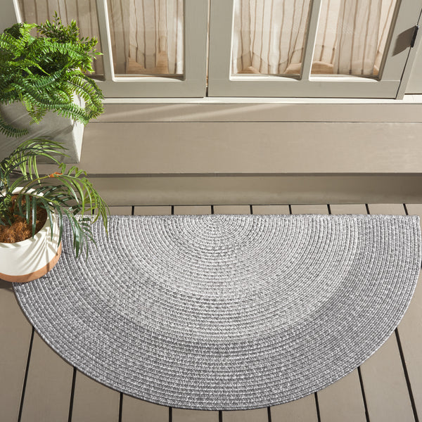 Safavieh Braided Elegant Hand-woven Rug - Timeless Gray Beauty For Hallways & Entryways With Durability Grey Polypropylene Pile Bra220f-216