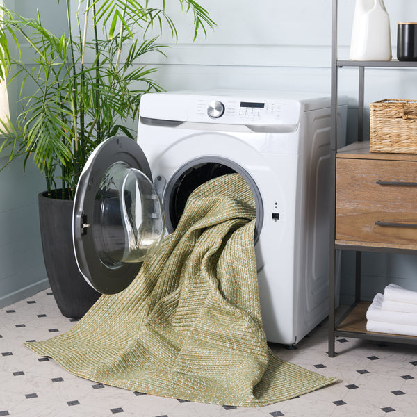 Safavieh Braided Light Sage Area Rug - Handwoven Comfort For Indoor & Outdoor Spaces, Easy Care & Stylish Design Light Green ,Sage Polypropylene Pile Bra260w-6