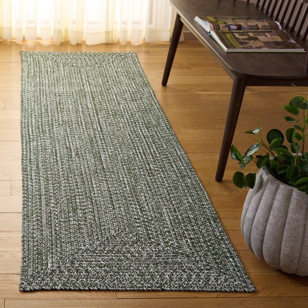 Safavieh Braided Light Sage Area Rug - Handwoven Comfort For Indoor & Outdoor Spaces, Easy Care & Stylish Design Dark Green Polypropylene Pile Bra260x-8