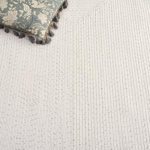 Safavieh Braided Area Rug - Elegant Ivory And Grey Runner For Indoor/Outdoor Spaces, Washable Design Ivory ,Grey Polypropylene Pile Bra281a-5