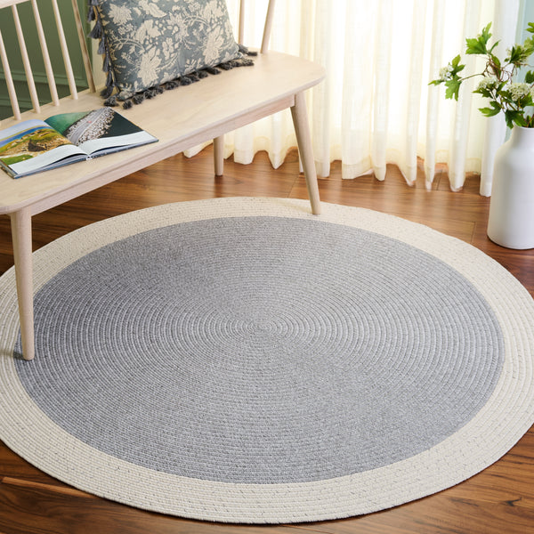 Safavieh Braided Indoor Outdoor Area Rug - Hand Woven Polypropylene, Washable, Durable & Versatile Design Grey ,Ivory Polypropylene Pile Bra281f-4