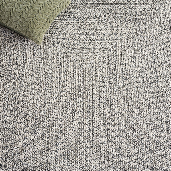 Safavieh Braided Area Rug - Elegant Ivory And Grey Runner For Indoor/Outdoor Spaces, Washable Design Ivory ,Grey Black Polypropylene Pile Bra281g-5