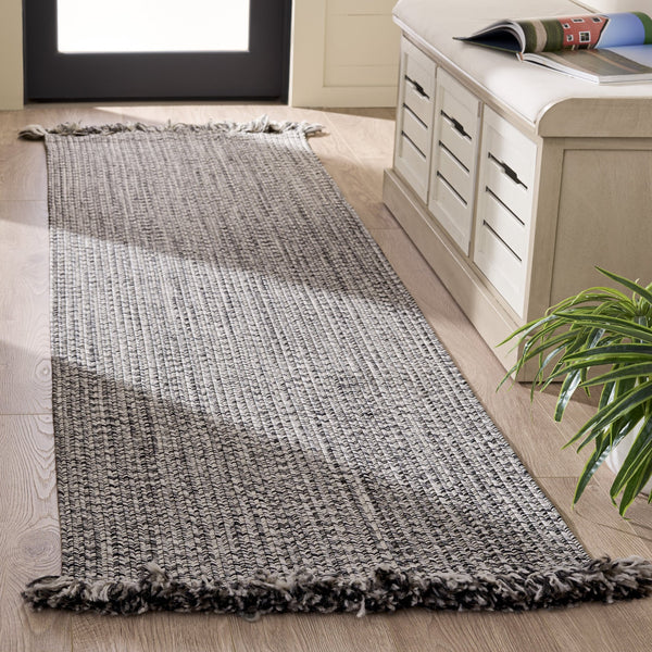 Safavieh Braided Handwoven Grey Ivory Area Rug — Durable Polypropylene, Indoor/Outdoor Coastal Texture 4'-0" x 6'-0" BRA301F-4