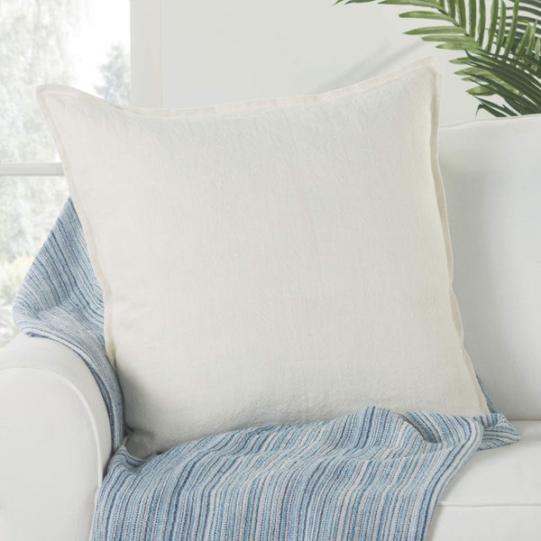 Jaipur Living Jaipur Living Blanche Heavy Linen Flange Pillow Cover for Farmhouse and Coastal Decor Ivory PLC102195