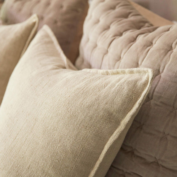 Jaipur Living Jaipur Living Blanche Linen Flange Pillow Cover Rustic Coastal Textural Accent Cream 20 inches PLC102497
