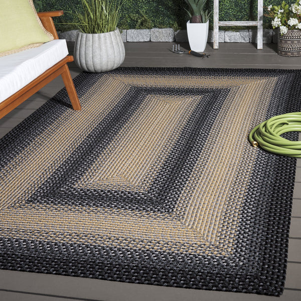 Safavieh Braided Area Rug - Hand-woven, Durable Polypropylene For Indoor & Outdoor Spaces, Elegant Design Black ,Grey Polypropylene Pile Brd311a-216