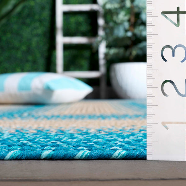 Safavieh Braided Area Rug - Hand-woven, Durable Polypropylene For Indoor & Outdoor Spaces, Elegant Design Blue ,Beige Polypropylene Pile Brd311m-8