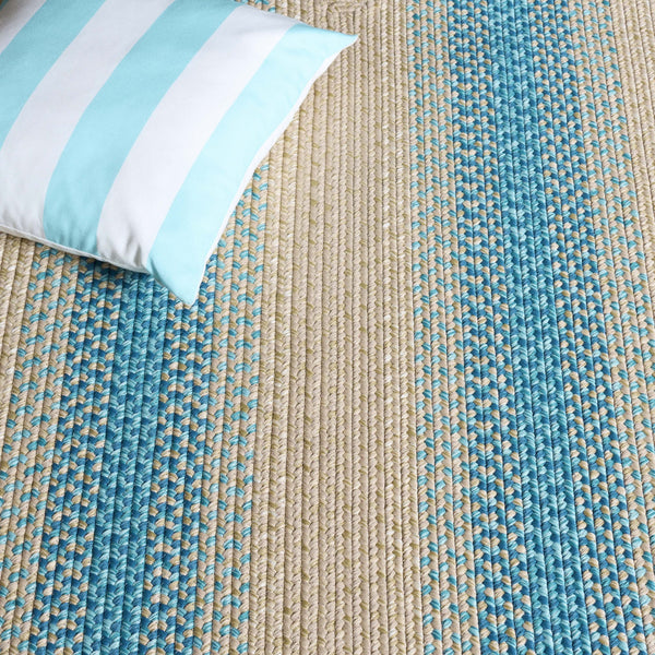 Safavieh Braided Area Rug - Hand-woven, Durable Polypropylene For Indoor & Outdoor Spaces, Elegant Design Blue ,Beige Polypropylene Pile Brd311m-8