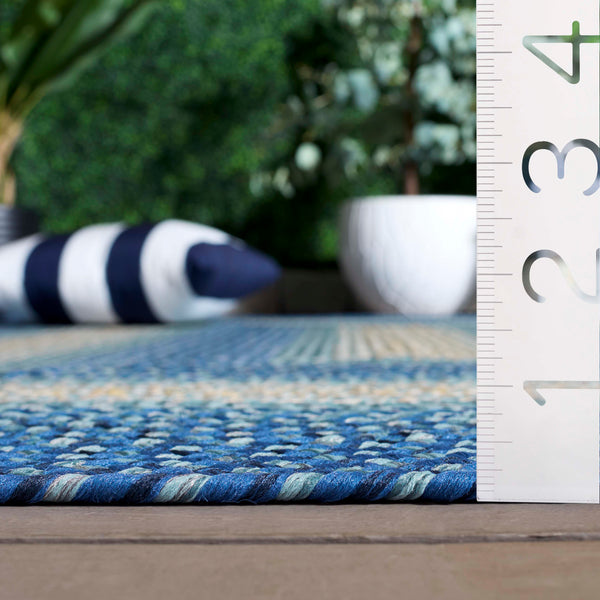 Safavieh Braided Area Rug - Hand-woven, Durable Polypropylene For Indoor & Outdoor Spaces, Elegant Design Navy ,Grey Polypropylene Pile Brd311n-28