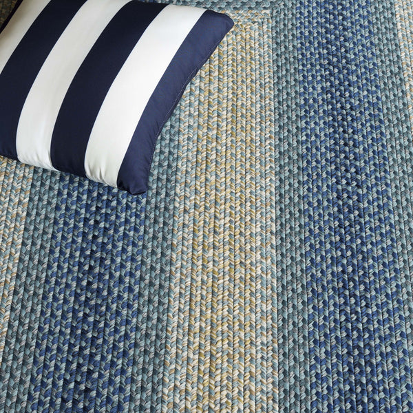 Safavieh Braided Area Rug - Hand-woven, Durable Polypropylene For Indoor & Outdoor Spaces, Elegant Design Navy ,Grey Polypropylene Pile Brd311n-28