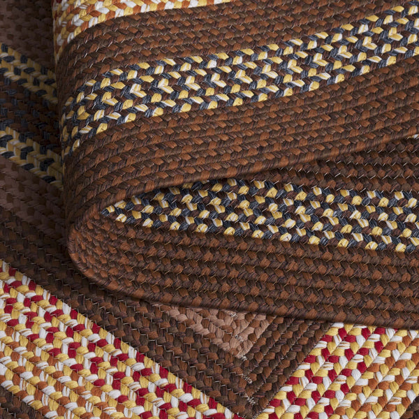 Safavieh Braided Hand-woven Area Rug - Elegant Multi-tonal Design For Indoor/Outdoor Spaces, Easy Care Brown ,Light Brown Polypropylene Pile Brd313t-24hm