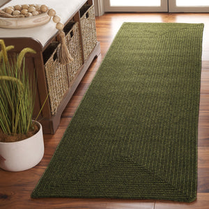 Safavieh Braided Handwoven Oval Rug 6X8 Green — Low-Profile Polypropylene, Durable Stain-Resistant Style BRD315A-68OV