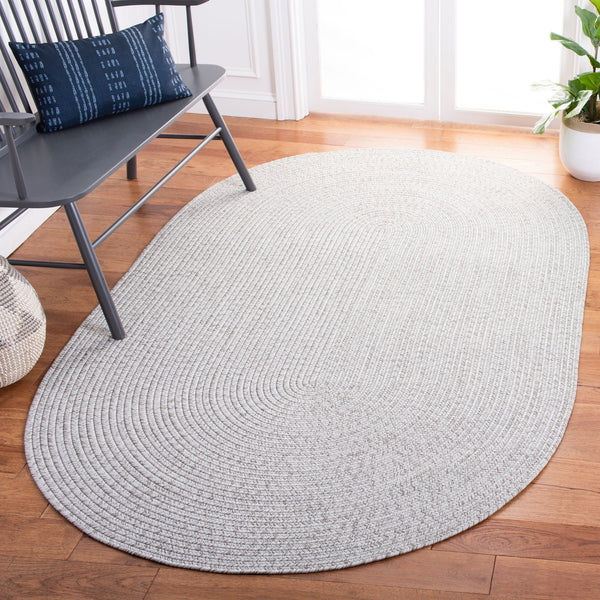 Safavieh Braided Indoor/Outdoor Silver-Grey Area Rug — Hand-Woven Polypropylene, Low-Profile Braided Texture For Easy Care And Lasting Durability 6'-0" x 8'-0" BRD315F-68