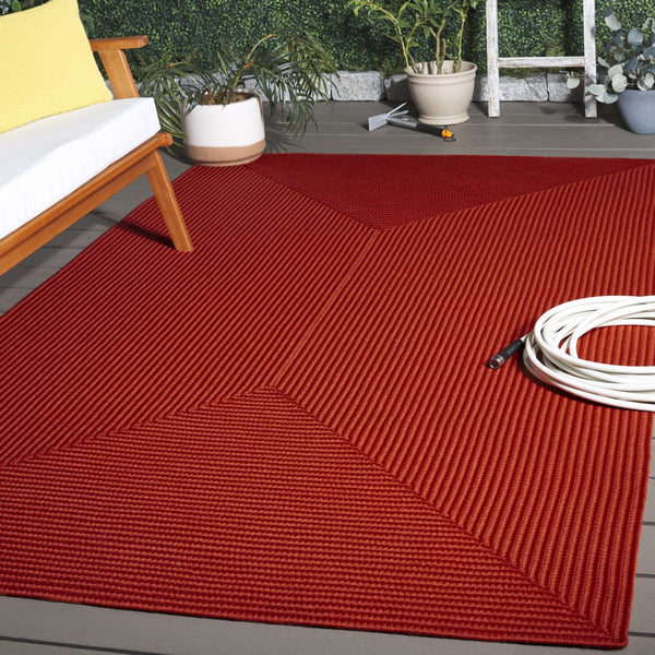 Safavieh Braided Area Rug - Stylish Green Design For Indoor/Outdoor Spaces, Perfect For Comfort And Elegance Rust Polypropylene Pile Brd315p-6