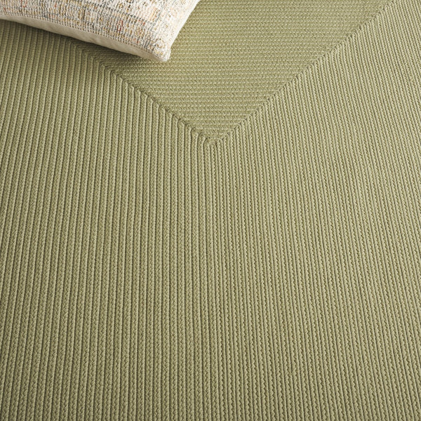 Safavieh Braided Area Rug - Stylish Green Design For Indoor/Outdoor Spaces, Perfect For Comfort And Elegance Sage Polypropylene Pile Brd315w-6ov