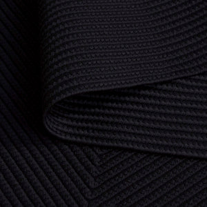 Safavieh Braided Area Rug - Stylish Green Design For Indoor/Outdoor Spaces, Perfect For Comfort And Elegance Black Polypropylene Pile Brd315z-6r