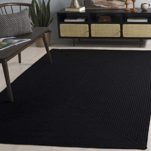 Safavieh Braided Area Rug - Stylish Green Design For Indoor/Outdoor Spaces, Perfect For Comfort And Elegance Black Polypropylene Pile Brd315z-6r