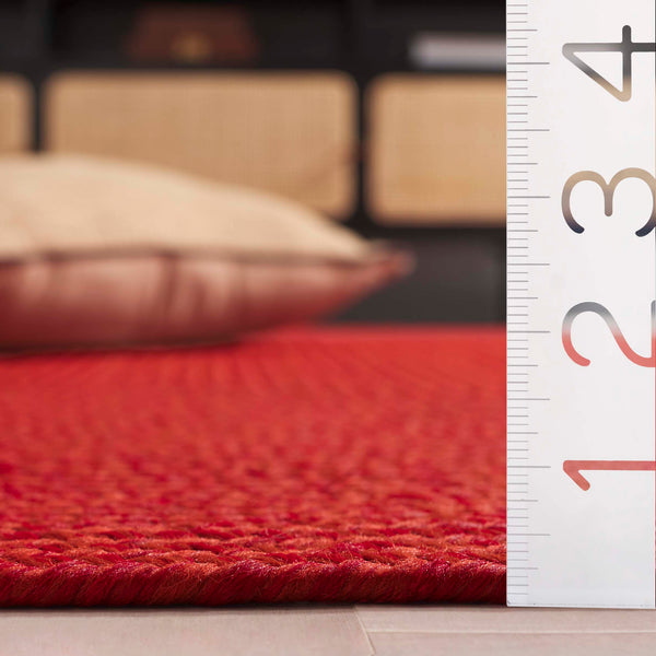 Safavieh Braided Indoor/Outdoor Area Rug - Elegant Rust Red Design For Hallways And Living Spaces Decor Rust ,Red Polypropylene Pile Brd317p-3ov