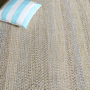 Safavieh Braided Area Rug - Elegant Hand-woven Design For Indoor And Outdoor Spaces, Durable & Washable Quality Beige ,Light Grey Polypropylene Pile Brd321b-5ov