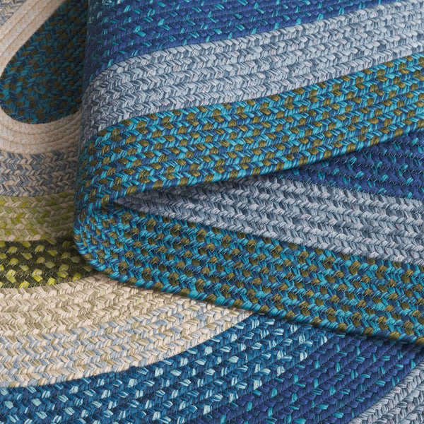 Safavieh Braided Area Rug - Timeless Elegance In Navy And Green, Hand-woven For Indoor & Outdoor Durability Navy ,Green Polypropylene Pile Brd323n-3ov