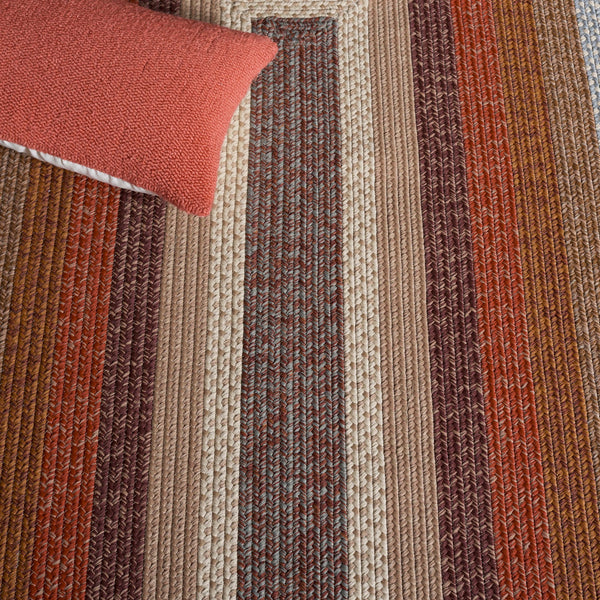 Safavieh Braided Area Rug - Timeless Elegance In Navy And Green, Hand-woven For Indoor & Outdoor Durability Brown ,Rust Polypropylene Pile Brd323t-5ov