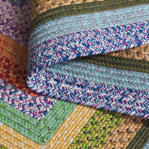 Safavieh Braided Area Rug - Handwoven Durability And Rustic Charm For Indoor & Outdoor Spaces, Easy Care Green ,Rust Polypropylene Pile Brd324y-3ov