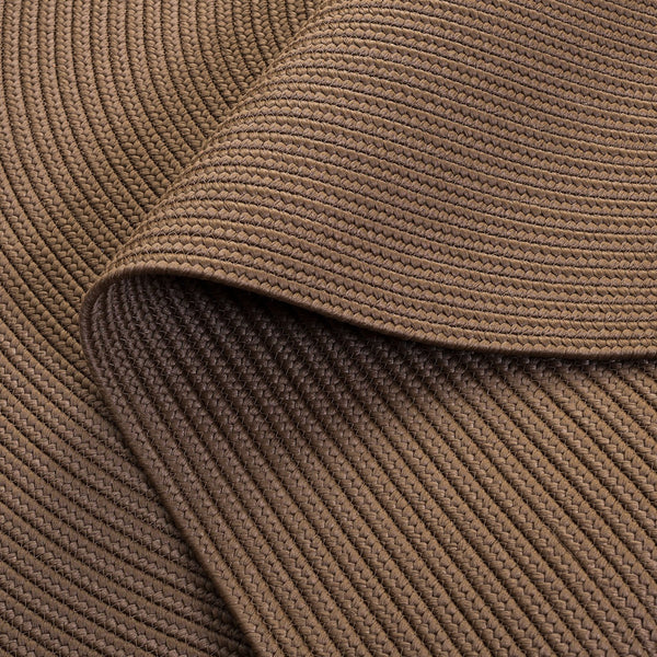 Safavieh Braided Hand-Loomed Oval Area Rug Beige — Low-Profile, Durable Polypropylene Blend For High-Traffic Spaces 4'-0" x 6'-0" BRD375B-4OV