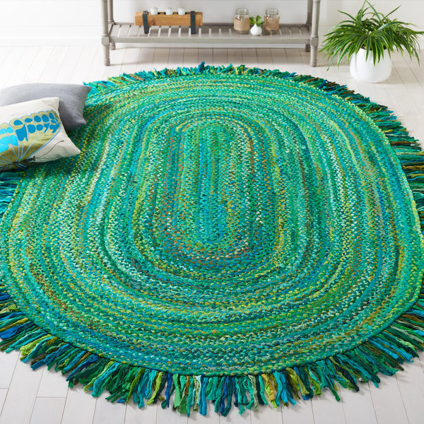 Safavieh Braided Hand-Woven Round Cotton Rug In Vibrant Green — Low-Profile, Durable Coastal Style Accent 4'-0" x 4'-0" BRD451Y-4R