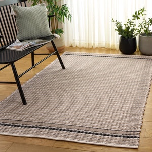 Safavieh Braided Handwoven Cotton Area Rug 8X10 Beige & Black Braided Design Low-Profile Scandinavian Charm 8'-0" x 10'-0" BRD763B-8