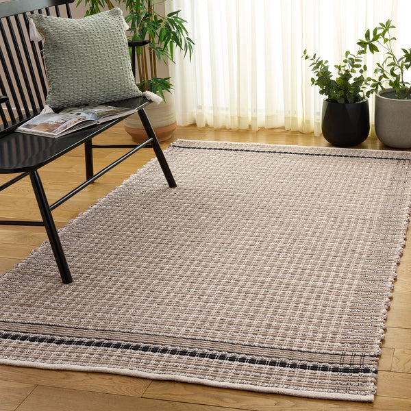 Safavieh Braided Handwoven Cotton Area Rug 8X10 Beige & Black Braided Design Low-Profile Scandinavian Charm 8'-0" x 10'-0" BRD763B-8