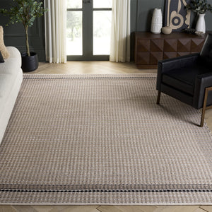Safavieh Braided Handwoven Beige & Black Cotton Rug — Low-Profile Braided Design, Scandinavian Style Accent 4'-0" x 6'-0" BRD763B-4