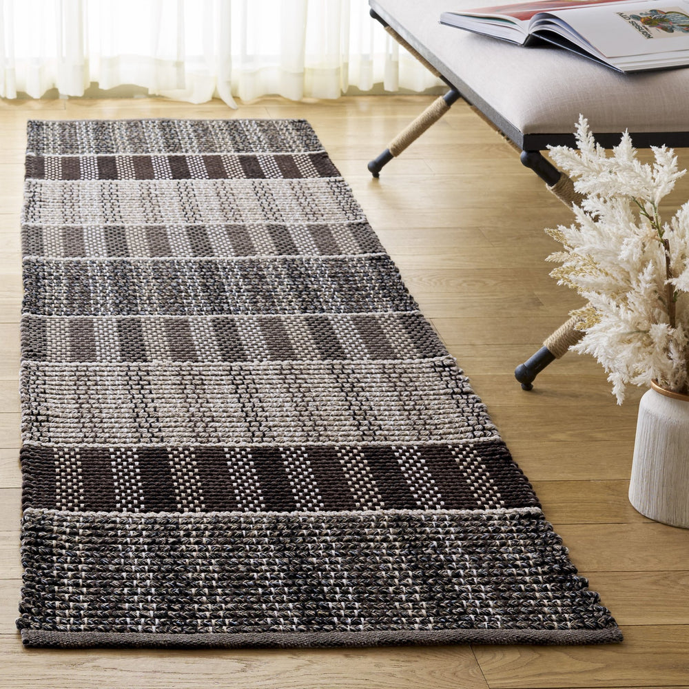 Safavieh Braided Hand-Woven Cotton Rug In Brown And Blue Tones—Calming Scandinavian Style, Low-Pile, Durable Centerpiece 9'-0" x 12'-0" BRD764T-9