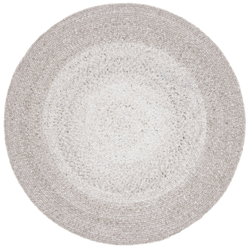 Safavieh Braided Hand-Woven Light Grey Round Rug — Eco-Friendly Pet Yarn, Low-Profile 3/8" Pile, Durable Style 5'-0" x 5'-0" BRD807G-5R