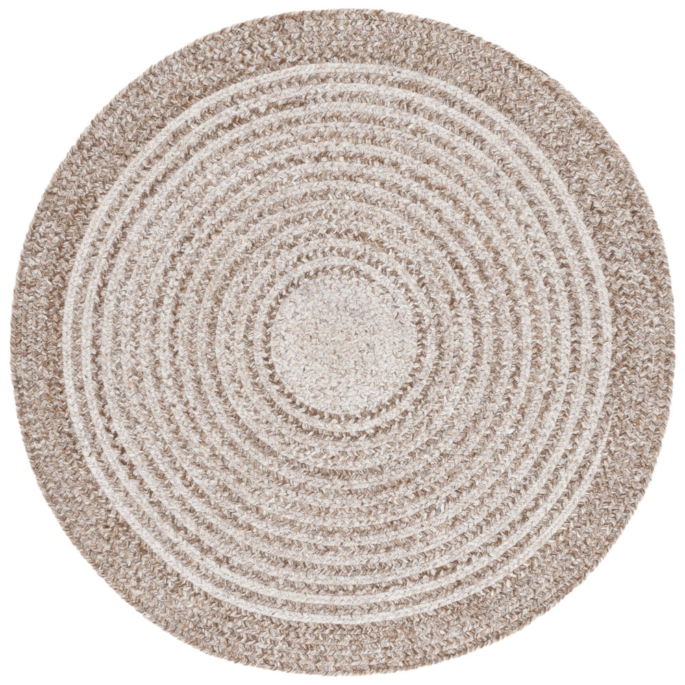 Safavieh Braided Hand‑Woven Taupe Round Rug — Soft Pet Yarn, Concentric Braided Texture, Durable Accent Piece 5'-0" x 5'-0" BRD809E-5R