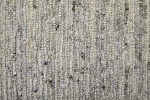 Feizy Rugs Brighton Hand Knotted Abstract Wool Viscose Area Rug for Large Living Spaces Ivory/Gray BRI69CHFGRYIVYJ55