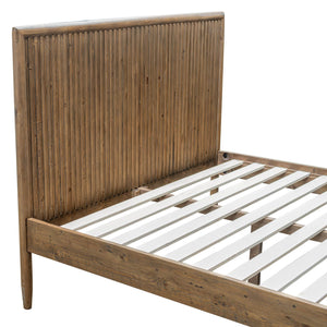 Lh Imports Britanica King Bed - Rustic Elegance With Contemporary Flair, Sustainably Crafted Pine Design Brown Full Product In Fsc Reclaimed Pine Brt001q