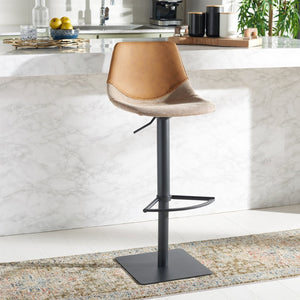 Safavieh Rylen Gas Lift Bar Stool - Stylish Adjustable Seating With Vegan Leather & Couture Detailing For Modern Spaces Cognac  / Black BST3012A