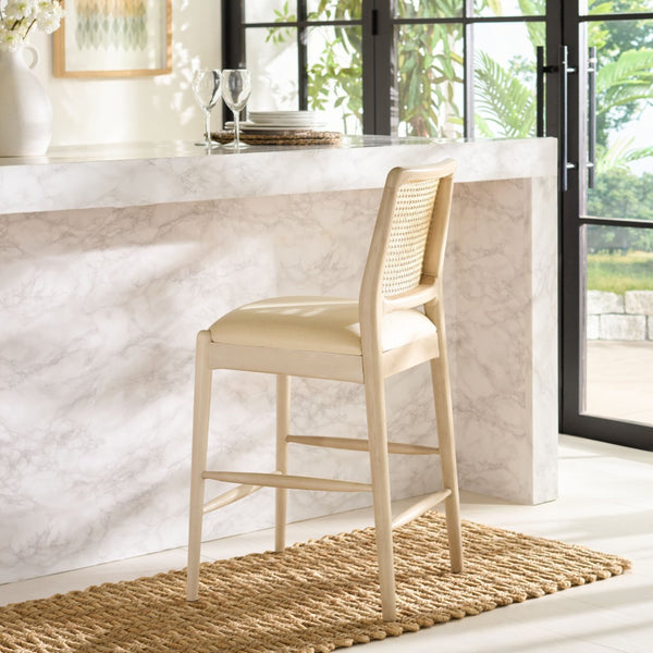 Safavieh Reinhardt Rattan Counter Stool - Handcrafted Comfort With Boucle Upholstery For Modern Spaces White / Ivory BST8800B