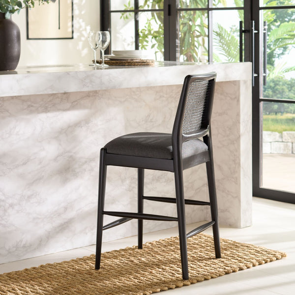 Safavieh Reinhardt Rattan Counter Stool - Handcrafted Comfort With Boucle Upholstery For Modern Spaces Grey / Black BST8800C