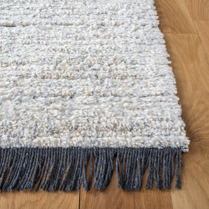 Safavieh Burko 235 Power Loomed  Rug Grey / Ivory BUR235F-5