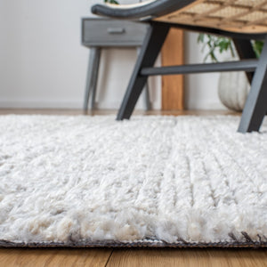 Safavieh Burko 235 Power Loomed  Rug Grey / Ivory BUR235F-5