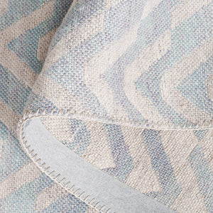 Safavieh Cabo Contemporary Chevron Area Rug - Elegant Light Blue And Beige Design For Stylish Home Decor Light Blue ,Beige 97% Polyester,3% Cotton Cab366k-28