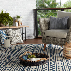 Jaipur Living Jaipur Living Killick Polypropylene Tribal Geometric Flat Woven Indoor Outdoor Rug Blue 4'X5'7" RUG143335