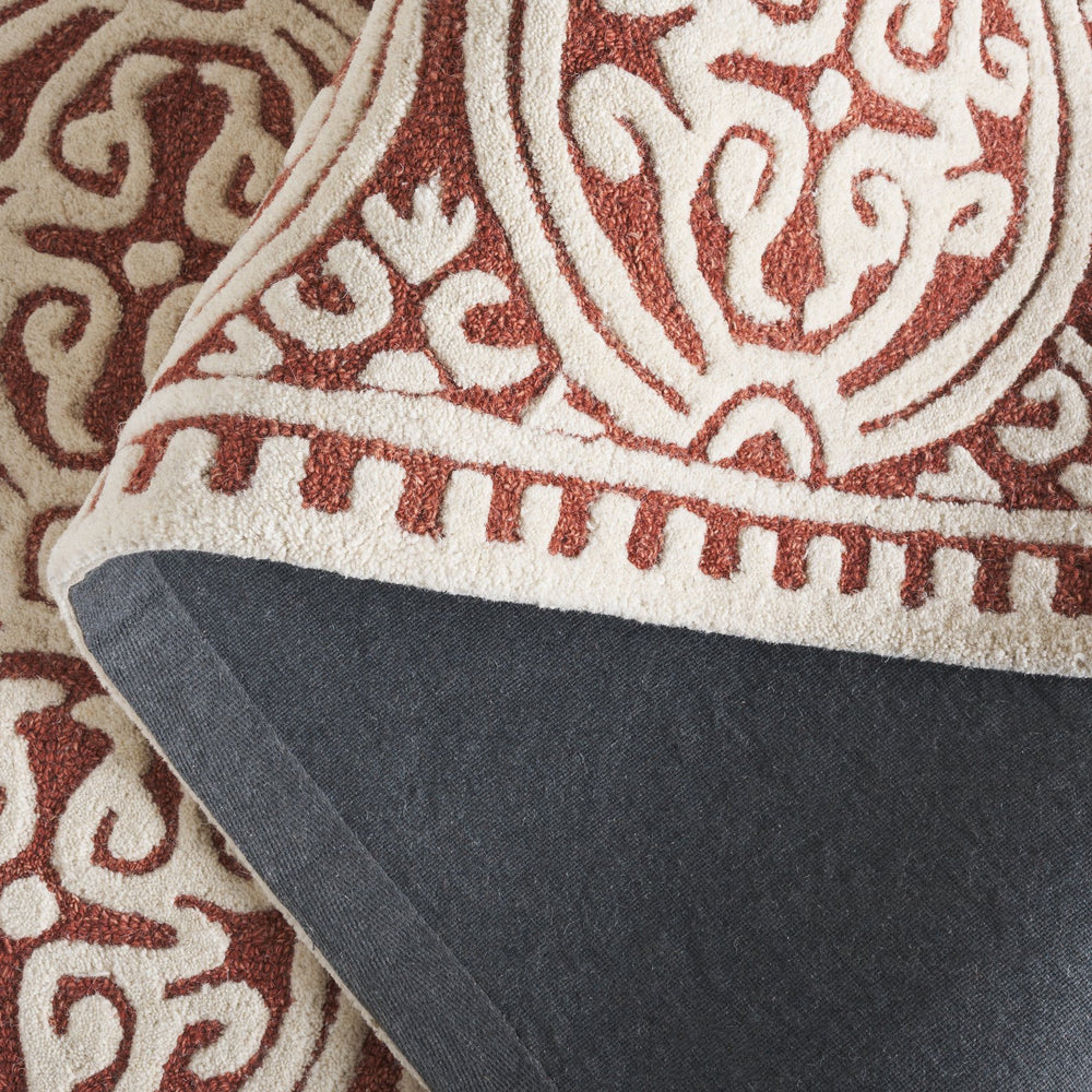 Safavieh Cambridge Hand-Tufted Ivory Wool Area Rug With Red & Gold Accents — Traditional Plush Comfort 6'-0" x 9'-0" CAM123Q-6